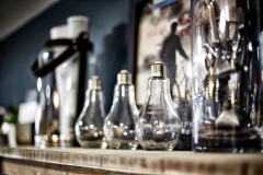 bulbs_shelf