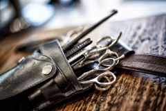 scissors_bench